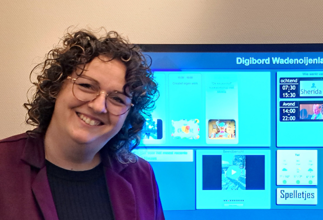 Sandra van Beem en cliënt: 'Het grotere doel van het Digiboard is verbinding binnen de wooncirkel'